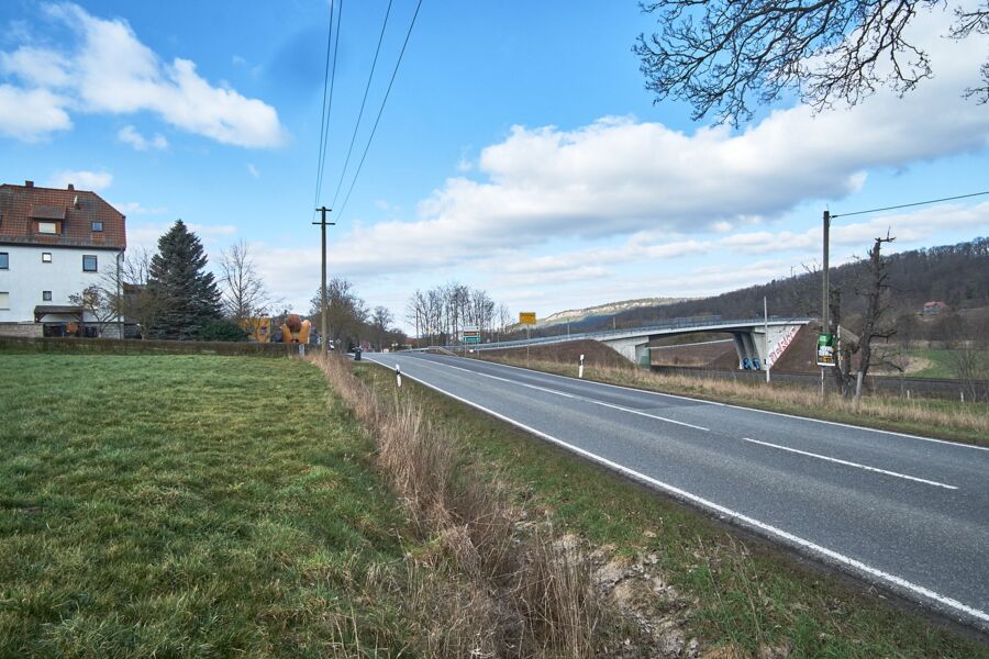 Anfahrt Hörseltalstraße in Schönau